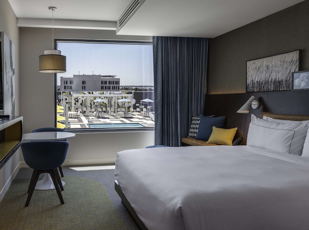 Hilton Buena Park Anaheim - photo 9