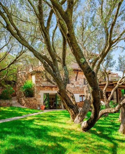 Borgo Rudalza Villas & Apartments — 4-Star Luxury Hotel in Olbia, Italy