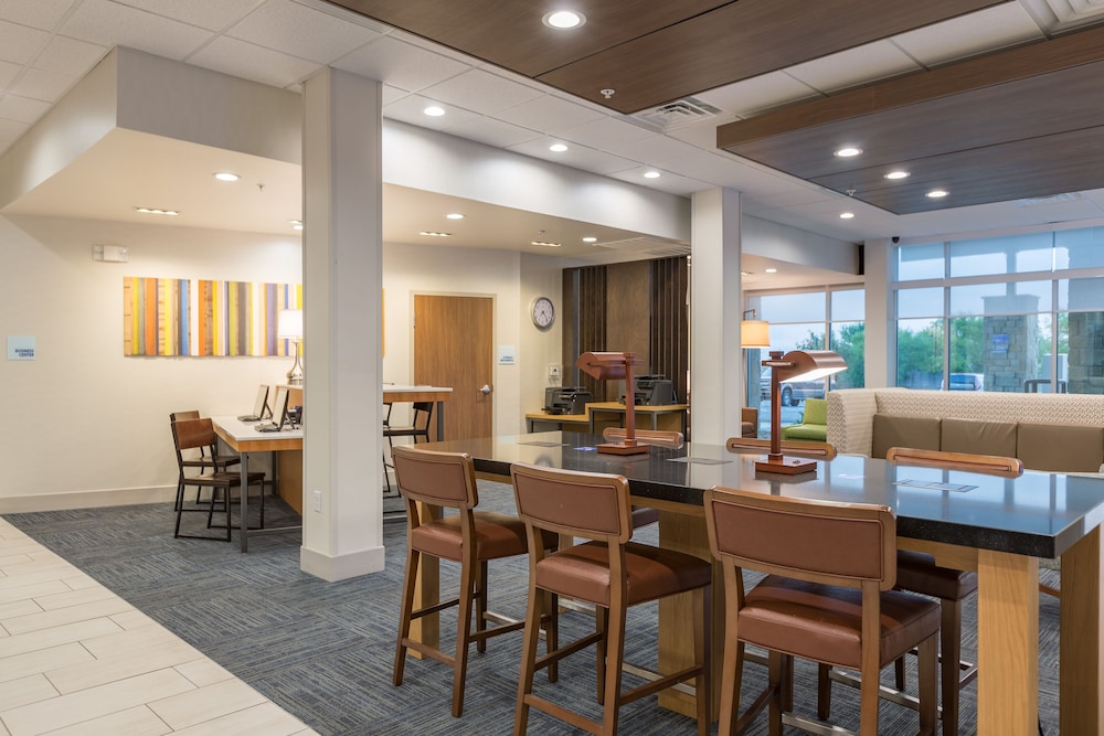 Holiday Inn Express and Suites San Marcos South by IHG - photo 26