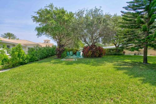 Tequesta Palms Inn - photo 18