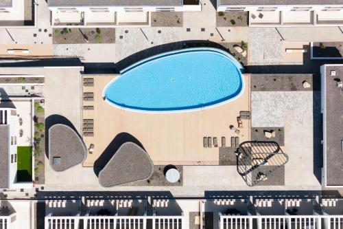 Okstay Apto de Lujo Con Piscina a 300m Del Mar — 4-Star Luxury Hotel in Lomo De Arico, Spain