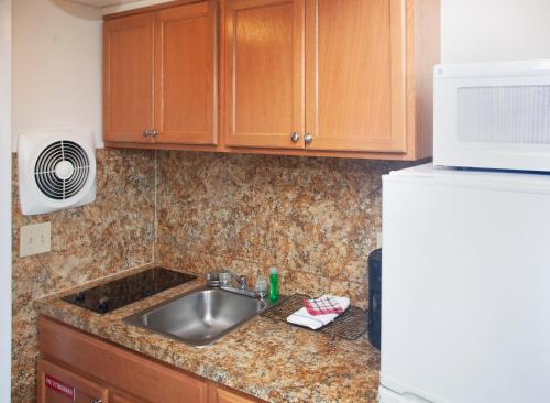 Horizon Motor Inn - photo 16