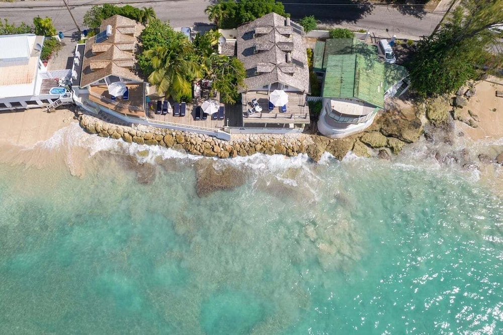 Sunset Reach by Blue Sky Luxury — hotel in Speightstown