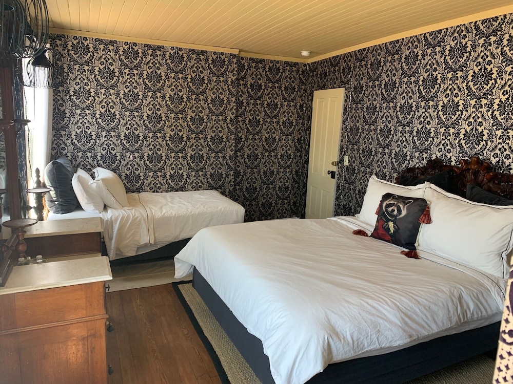 The Bodie Hotel - photo 7