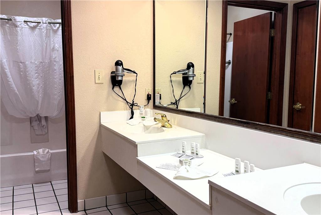 Baymont by Wyndham Plainfield Indianapolis Arpt Area - photo 28