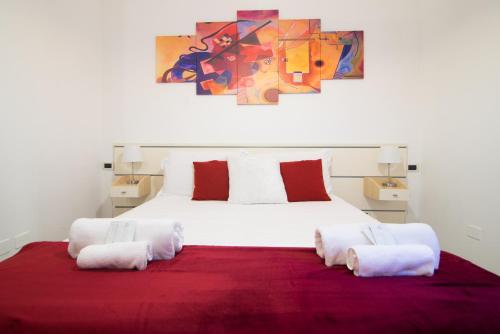Tourist House Light House Apartment — 4-Star Luxury Hotel in Bologna, Italy