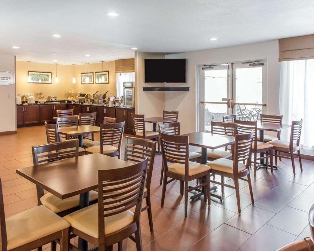 MainStay Suites Pittsburgh Airport - photo 35