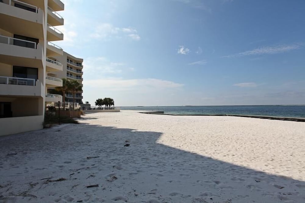 East Pass Towers by Holiday Isle - photo 6