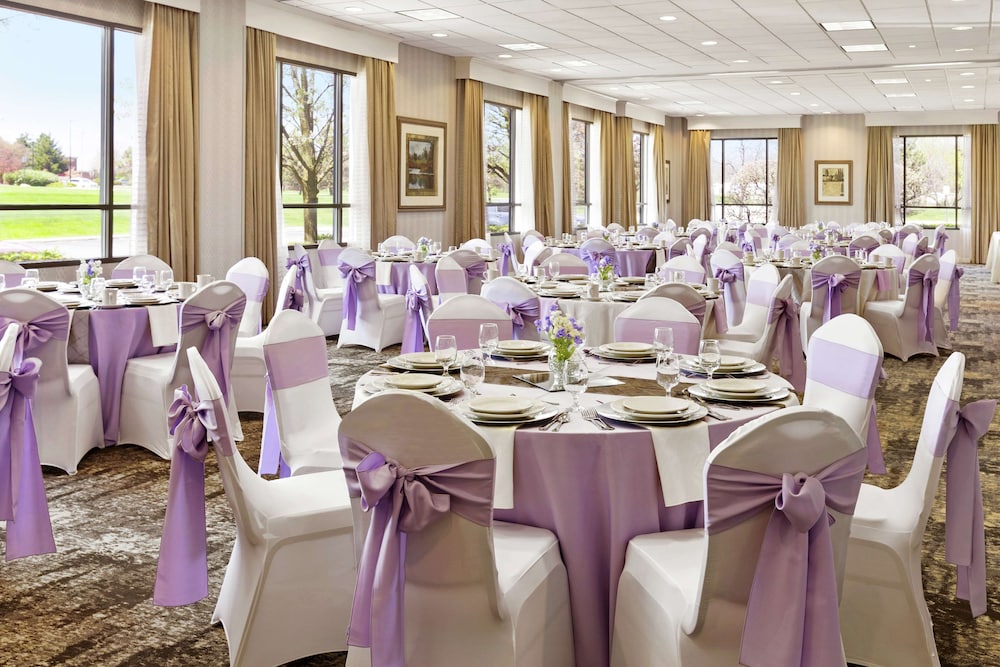 DoubleTree by Hilton Detroit Novi - photo 25