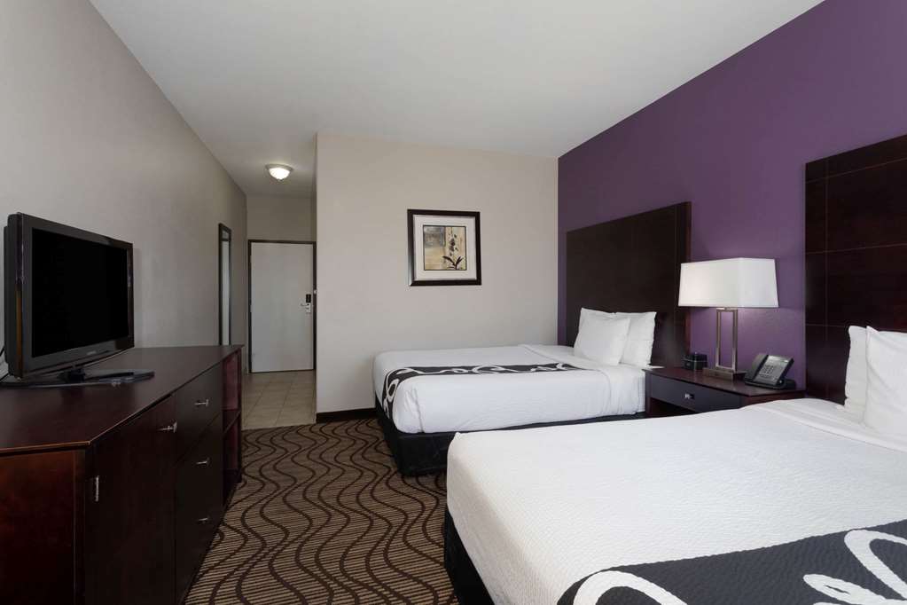 Baymont by Wyndham Henderson Northeast Denver - photo 19