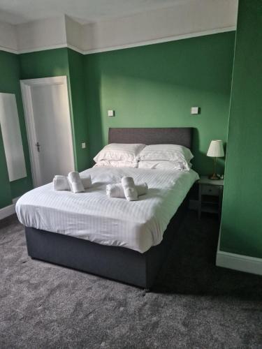 Railway Hotel - carbon neutral hotel in Faversham