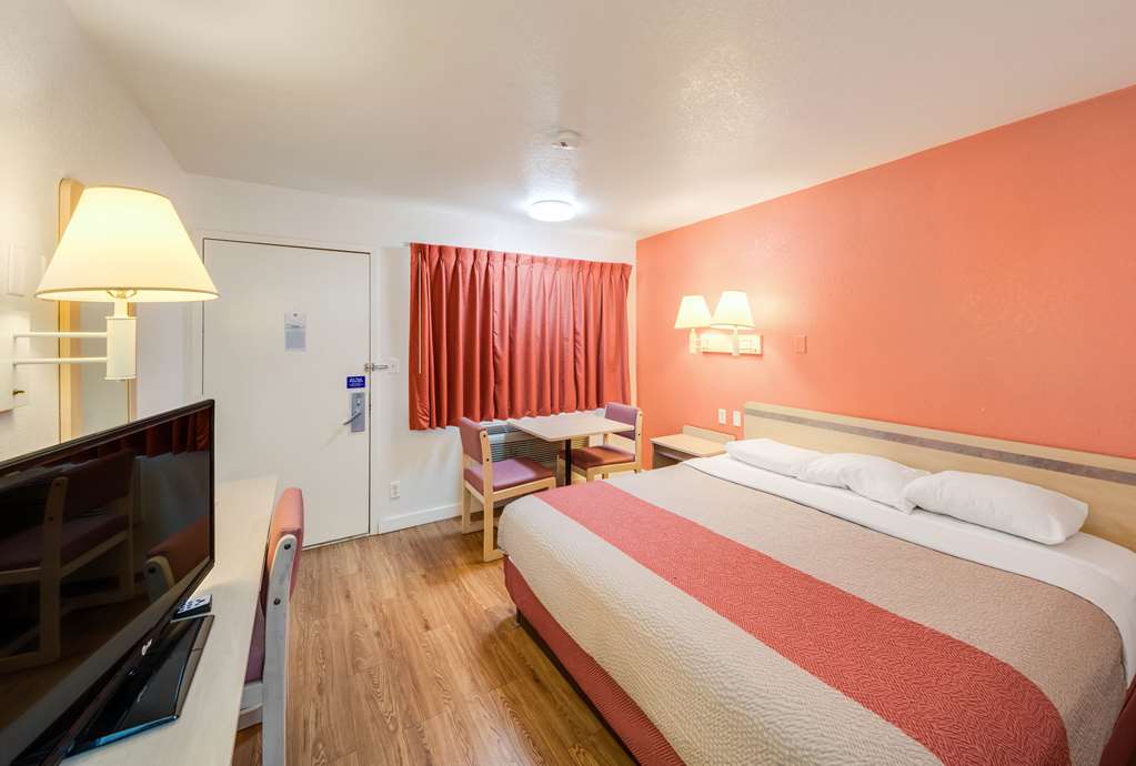Motel 6 Greenville TX - photo 14