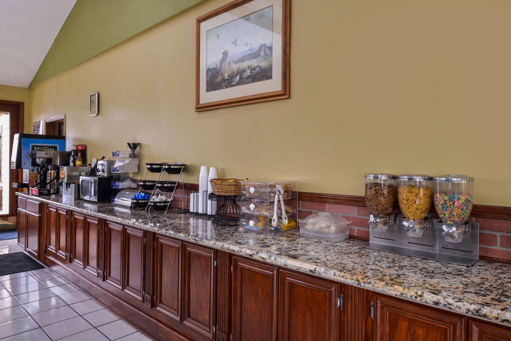 Americas Best Value Inn West Columbia - photo 20