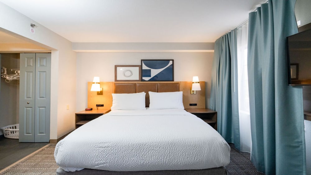 Staybridge Suites Jackson by IHG - photo 18