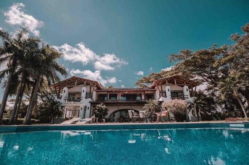 Private Beach Mansion Ocean View at Tambor Hills - carbon neutral hotel in Unknown City