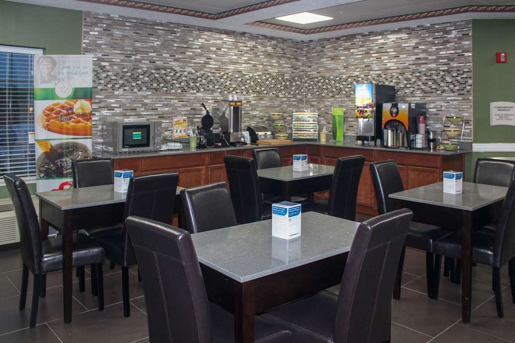 Quality Inn North Vernon near Hwy 50 - photo 27