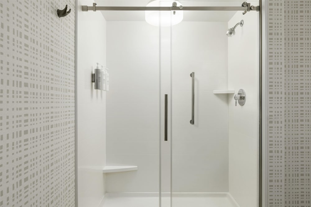 Hampton Inn Lancaster - photo 32