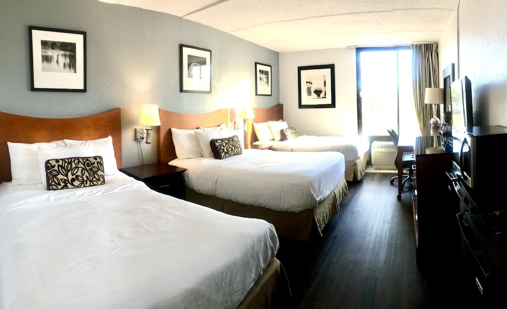 The Grand Hotel Spindletop - photo 46