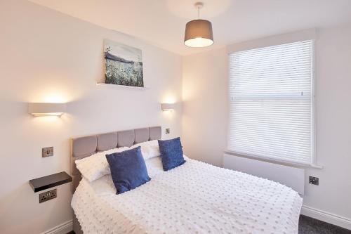 Host & Stay Queens Court
