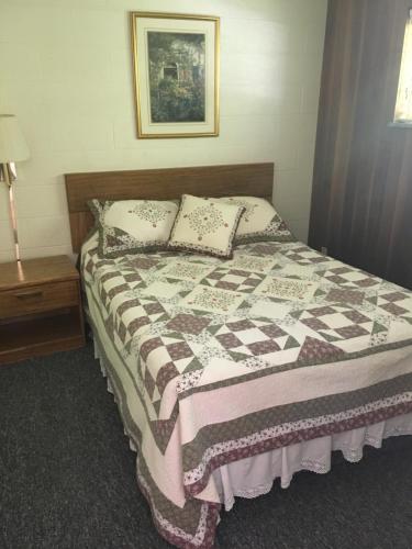 Belaire Motel - photo 26