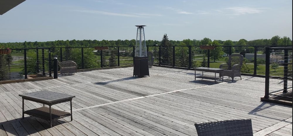 Holiday Inn Express Grand Island Niagara Falls by IHG - photo 66