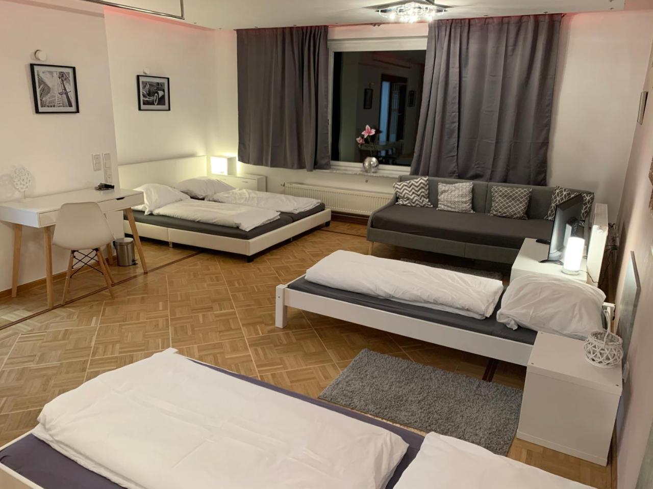 Aschaffapartment 4 Schlafzimmer Bis 10 Personen Bei Aschaffenburg pet-friendly hotel Mainaschaff