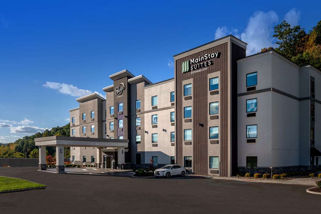MainStay Suites Winfield Teays Valley - photo 3