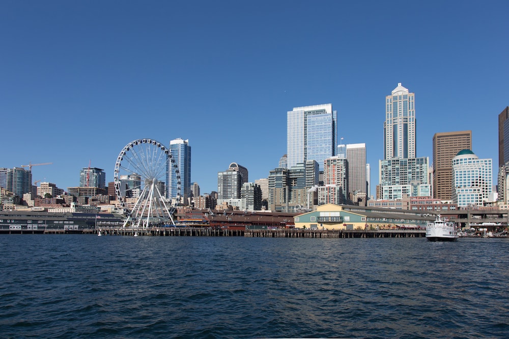Hampton Inn & Suites Seattle Downtown - photo 56