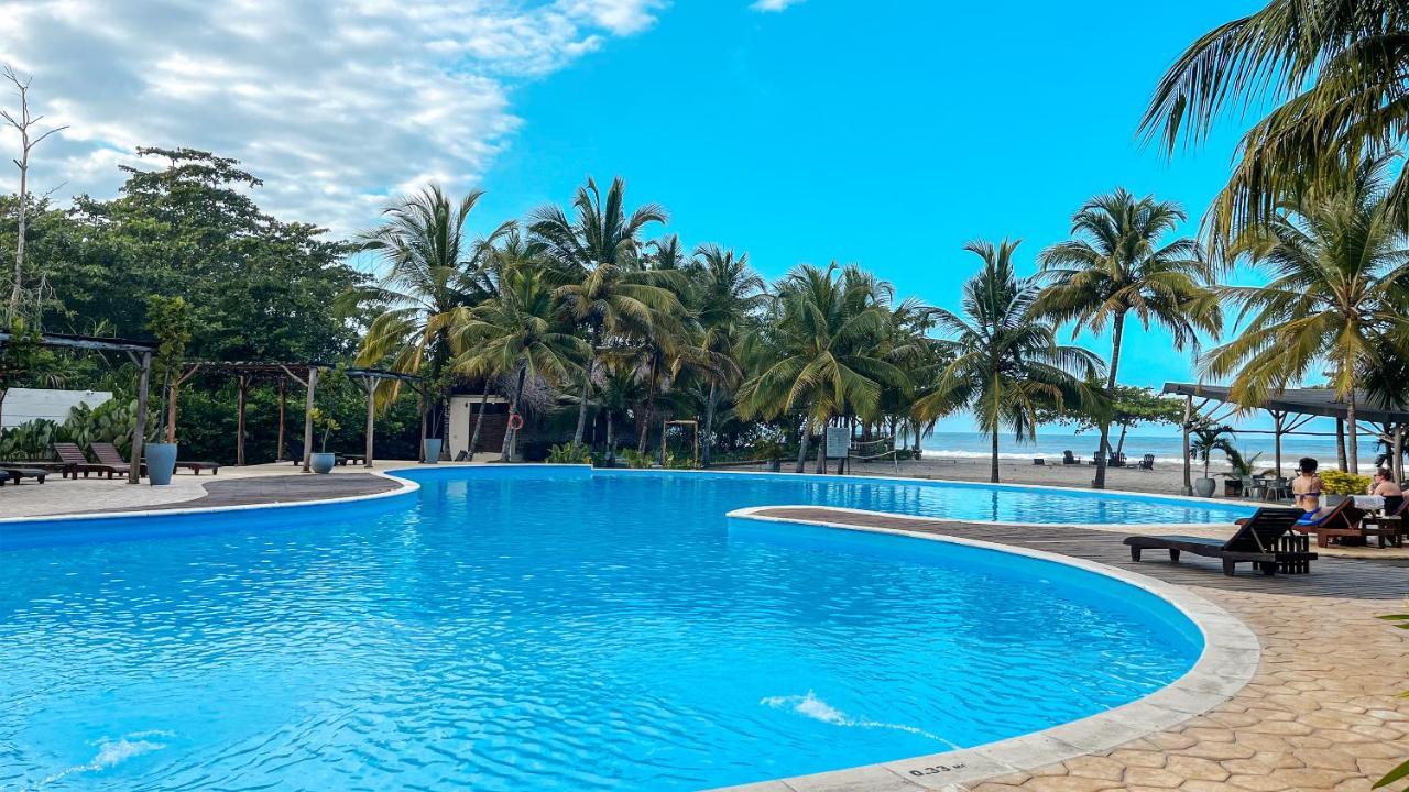 Tay Beach Cabanas - carbon neutral hotel in Santa Marta