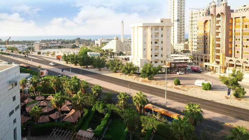 Holiday Inn Suites Kuwait Salmiya by IHG — 4-Star Luxury Hotel in Kuwait City, Kuwait