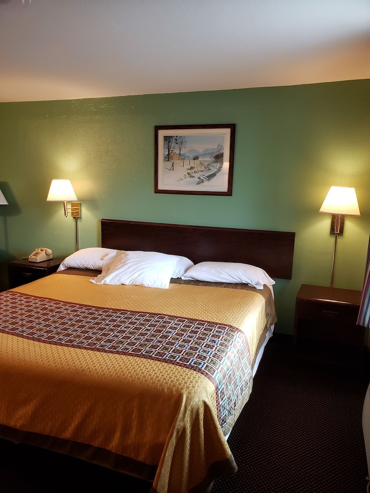 Budget Host Inn Somerset - photo 9