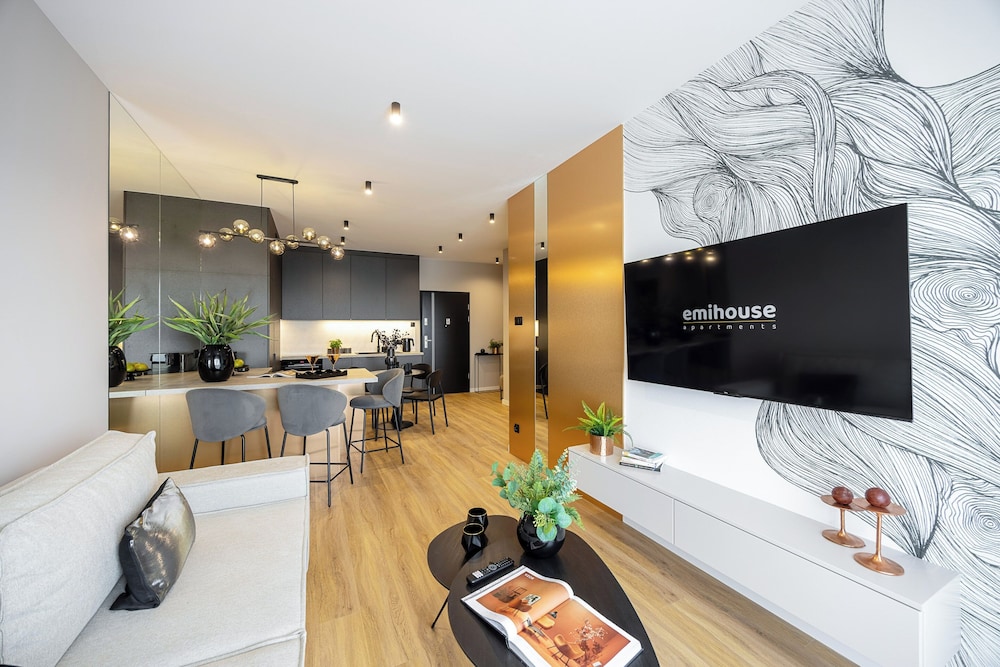 Emihouse Riverside Apartments — 4-Star Luxury Hotel in Rzeszow, Poland