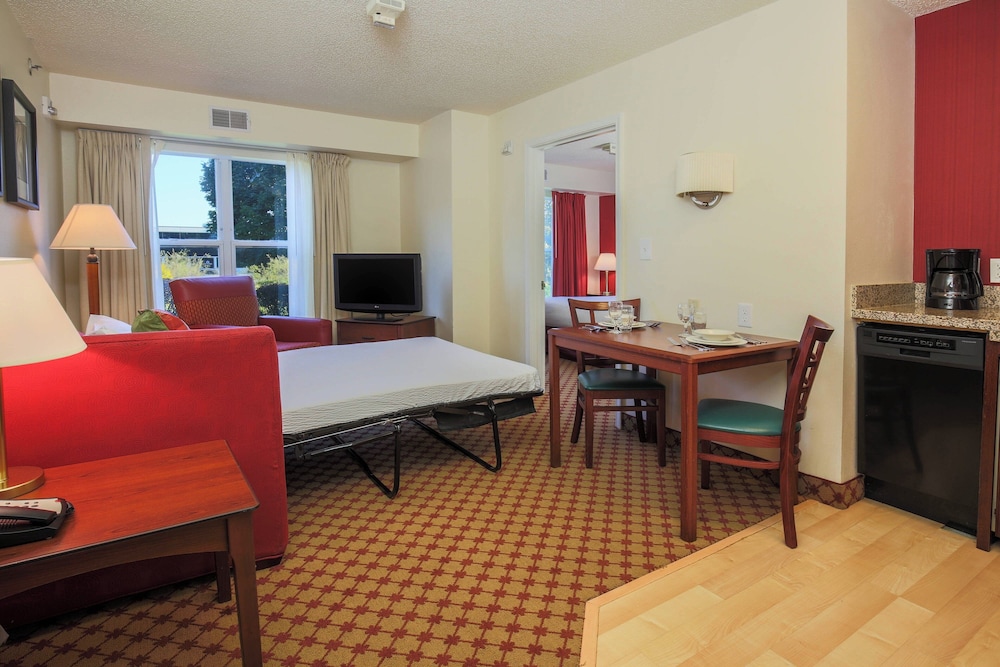 Residence Inn By Marriott Flint - photo 6
