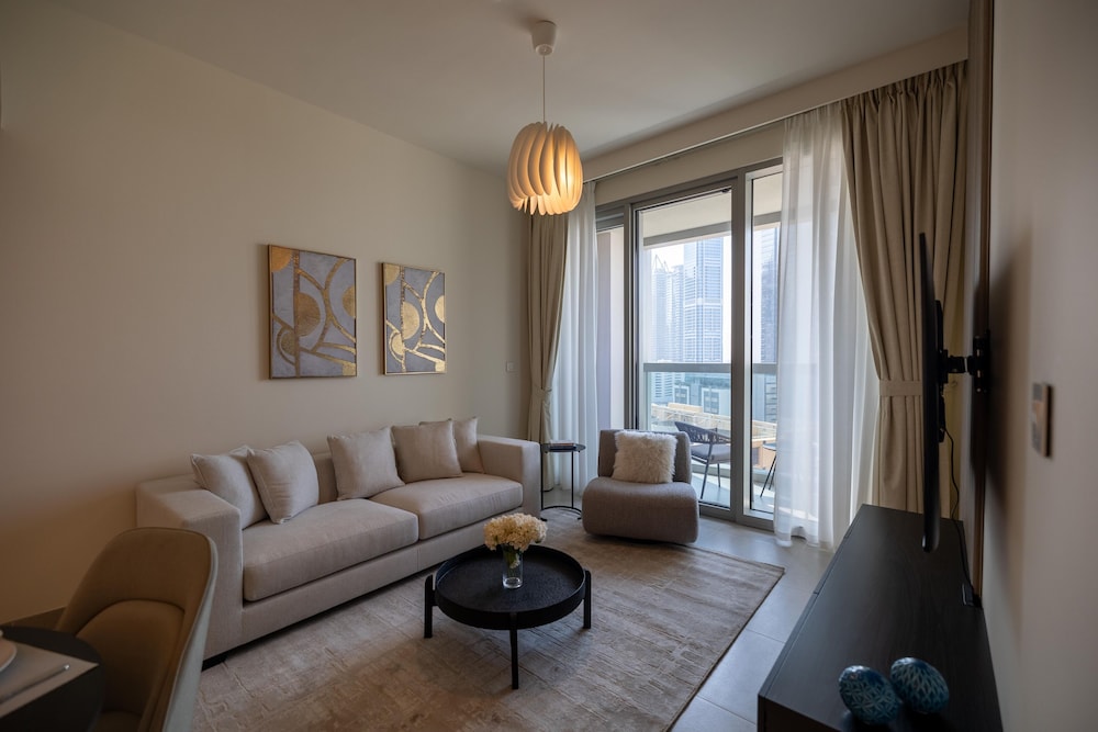 HomesGetaway Luxury1BR in Forte Downtown — 4-Star Luxury Hotel in Dubai, United Arab Emirates