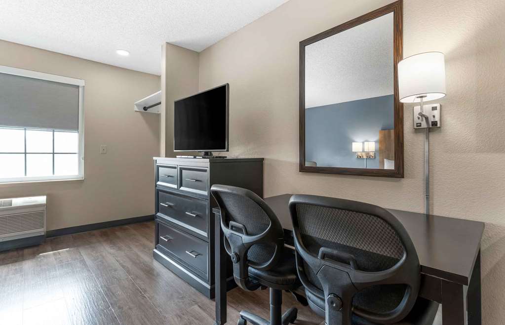 Extended Stay America Premier Suites Union City Dyer St. - photo 9