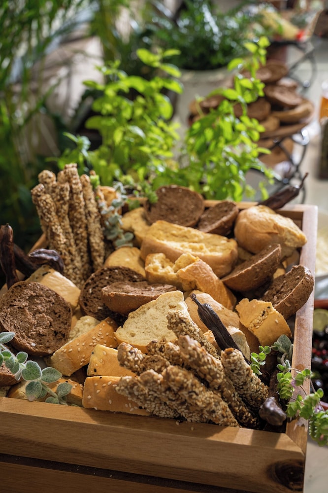 מזון ומשקאות