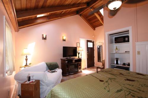 Elk Cove Inn & Spa - photo 13