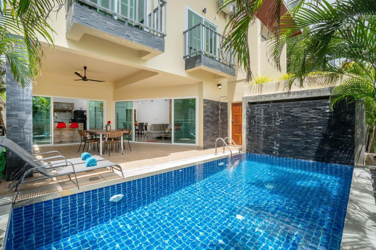 Sabai Villas 7 Min Drive From Naiharn & Rawai Private Pool Four Villas Available — 4-Star Luxury Hotel in Rawai, Thailand