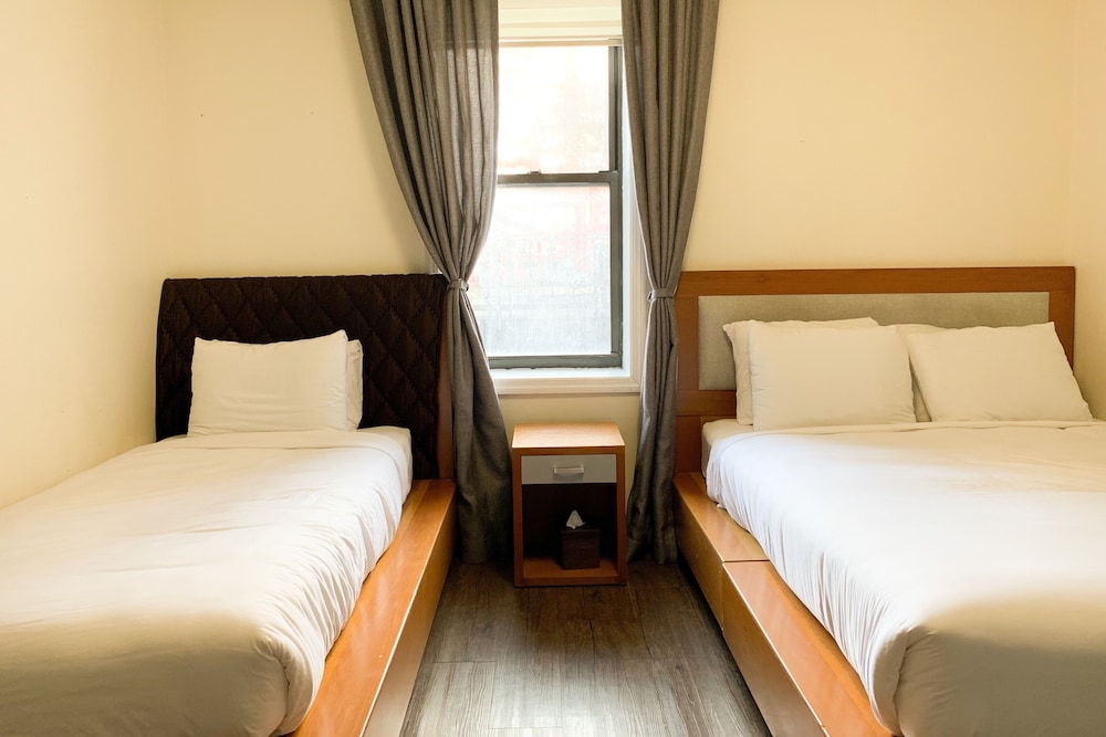 Midtown West Hotel - photo 17
