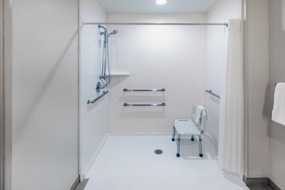 Candlewood Suites DFW Airport North Irving by IHG - photo 32