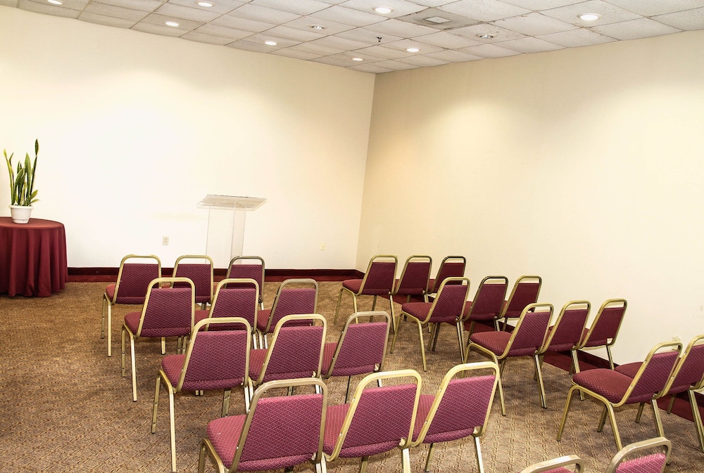 Quality Inn & Suites Olde Town - photo 34