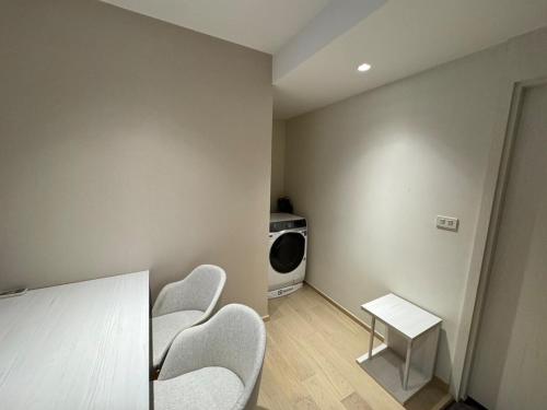 Paradise condo perfect location