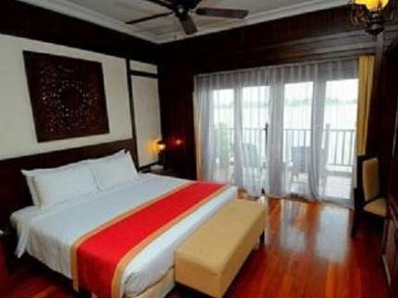 Water Chalet — Taiping — photo 2