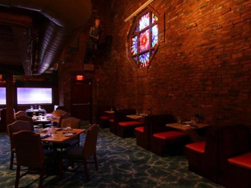 Met Hotel Troy - photo 16