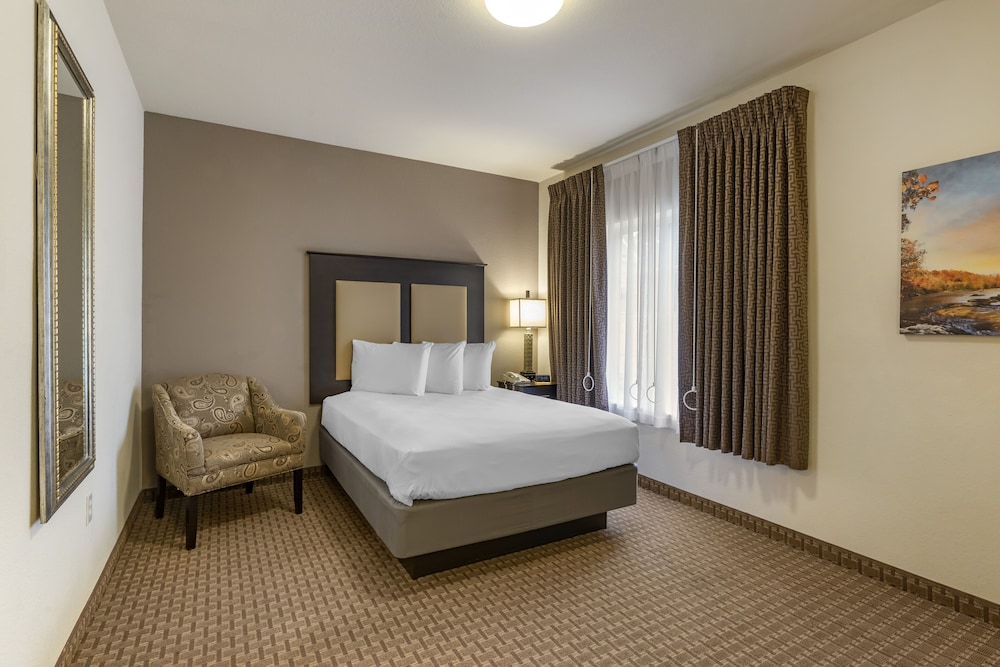 Stay Over Suites - photo 11