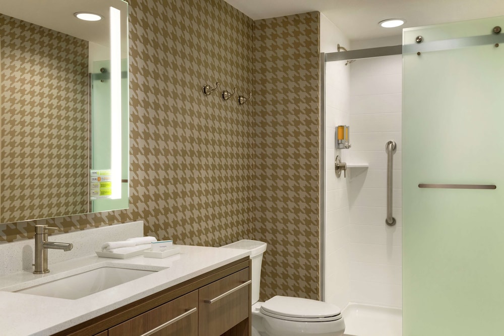 Home2 Suites by Hilton Frederick - photo 26