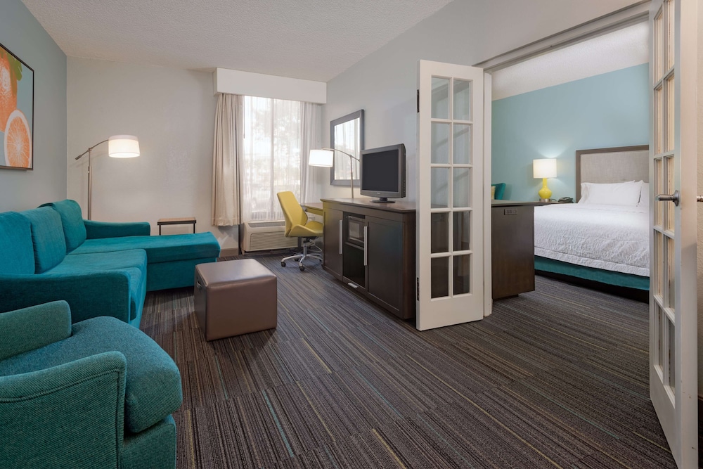 Hampton Inn Orlando Near Universal Blv International Dr - photo 17