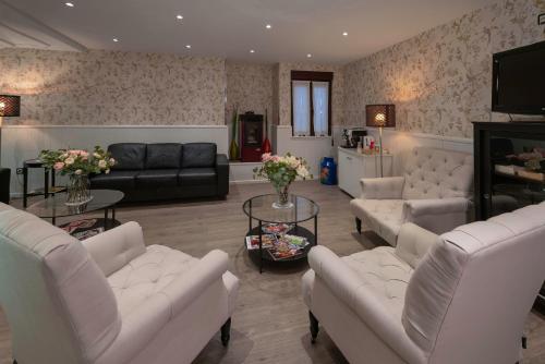 Hotel Arco Navia — Navia