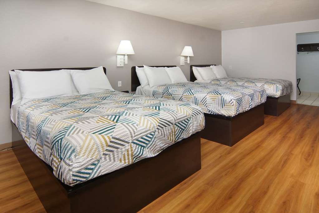 Motel 6 Lancaster TX DeSoto Lancaster - photo 14