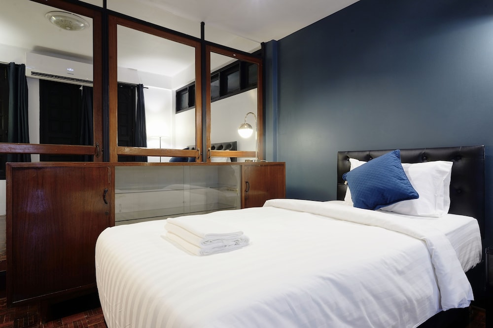 Siam Square House